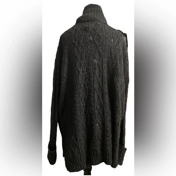 Free People Cable Knit Vintage Worn Look Sweater🌹 - Picture 6 of 9